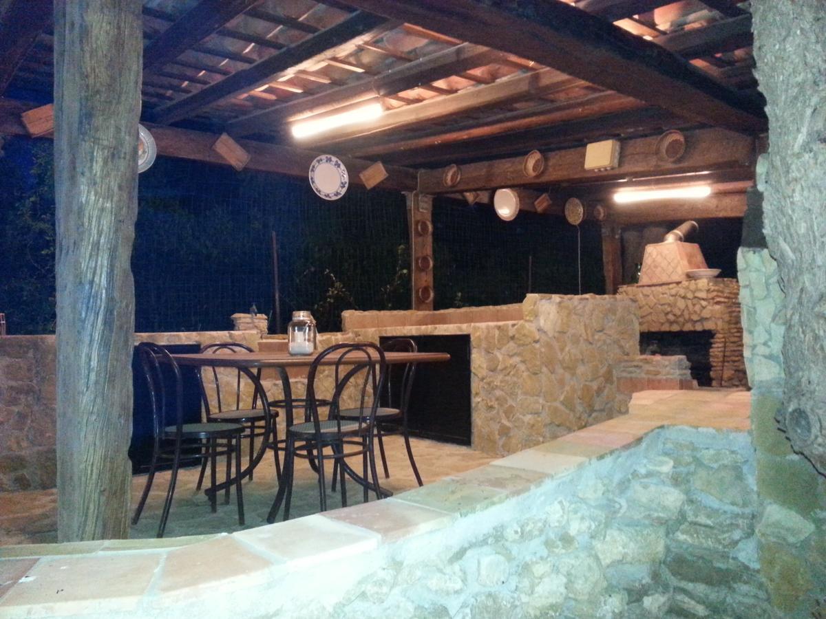 שאקה Tenuta Carabollace מראה חיצוני תמונה