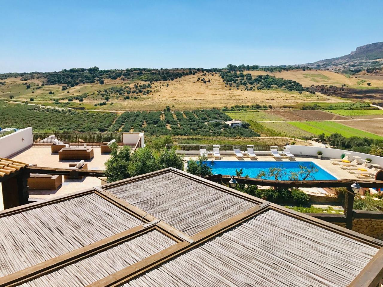 שאקה Tenuta Carabollace מראה חיצוני תמונה